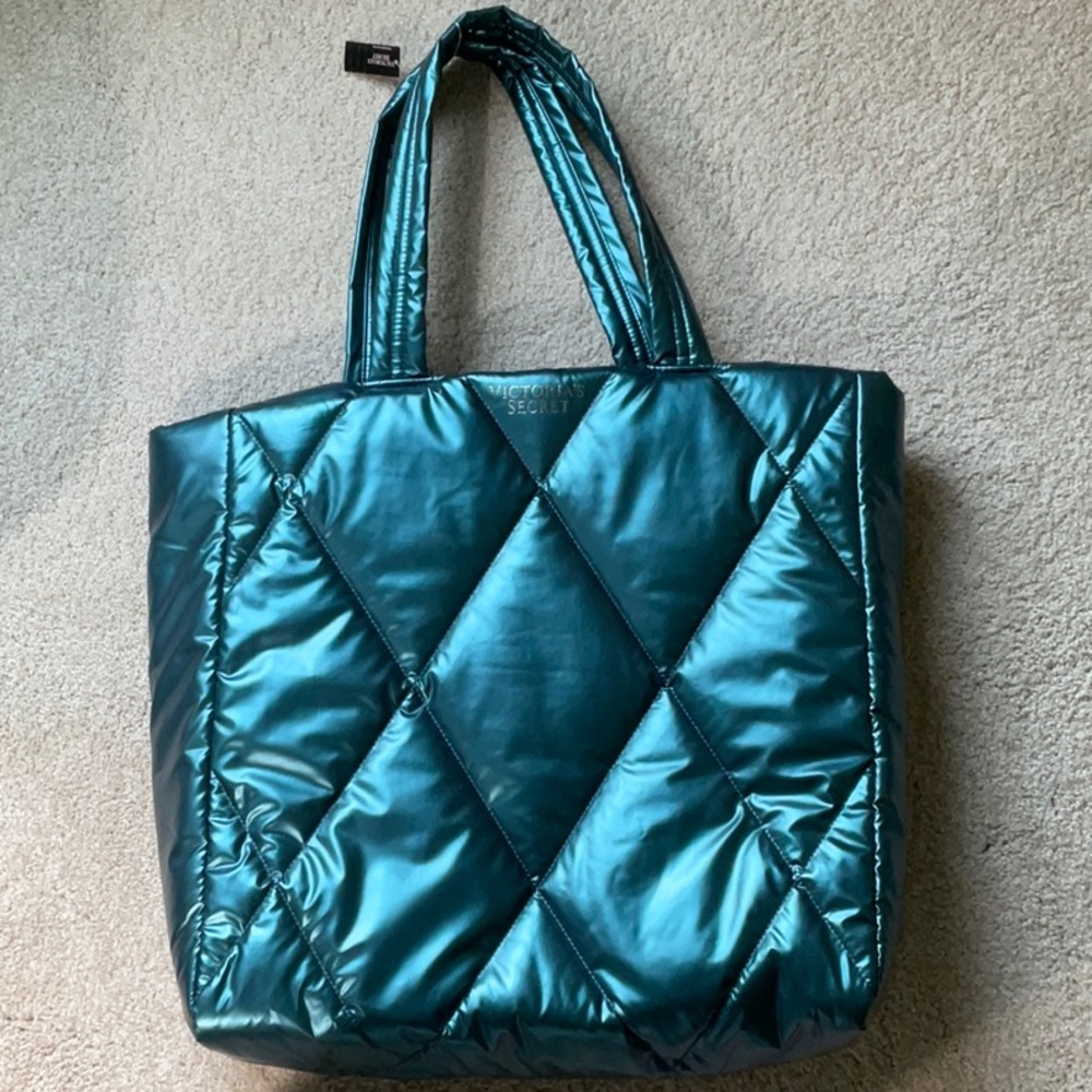 - Victoria Secret Tote